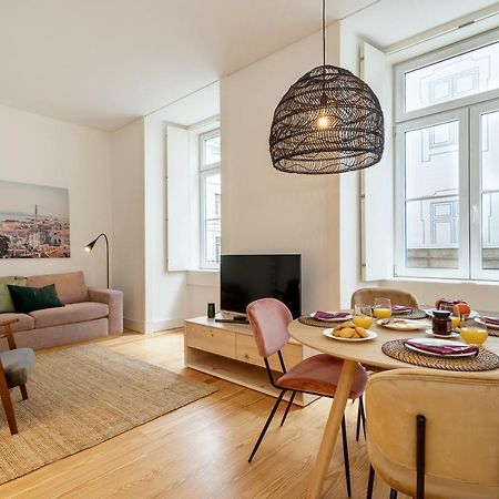 Modern 1Bdr In Downtown Lisbon By Lovelystay Екстериор снимка