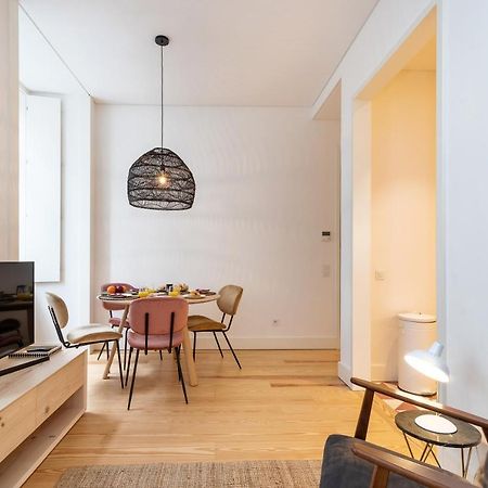 Modern 1Bdr In Downtown Lisbon By Lovelystay Екстериор снимка