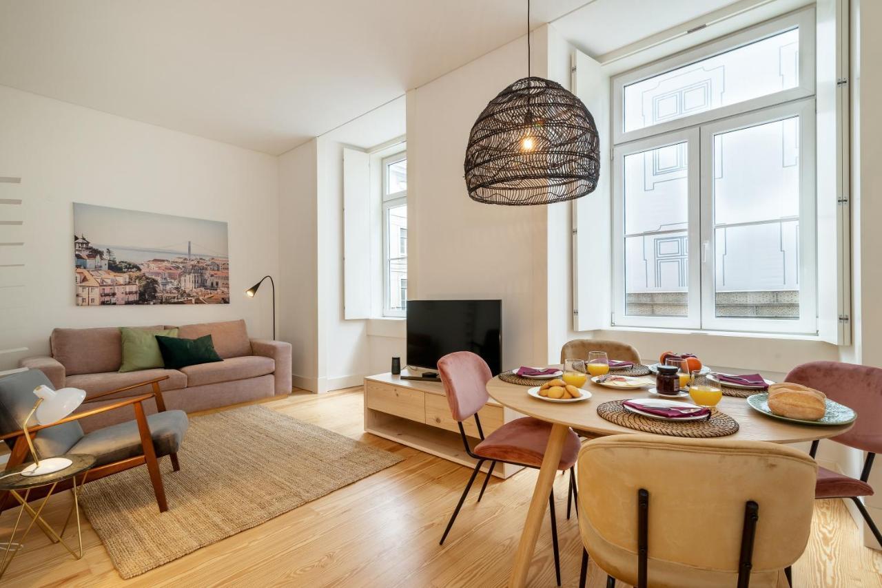 Modern 1Bdr In Downtown Lisbon By Lovelystay Екстериор снимка