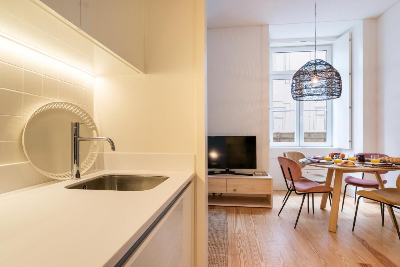 Modern 1Bdr In Downtown Lisbon By Lovelystay Екстериор снимка
