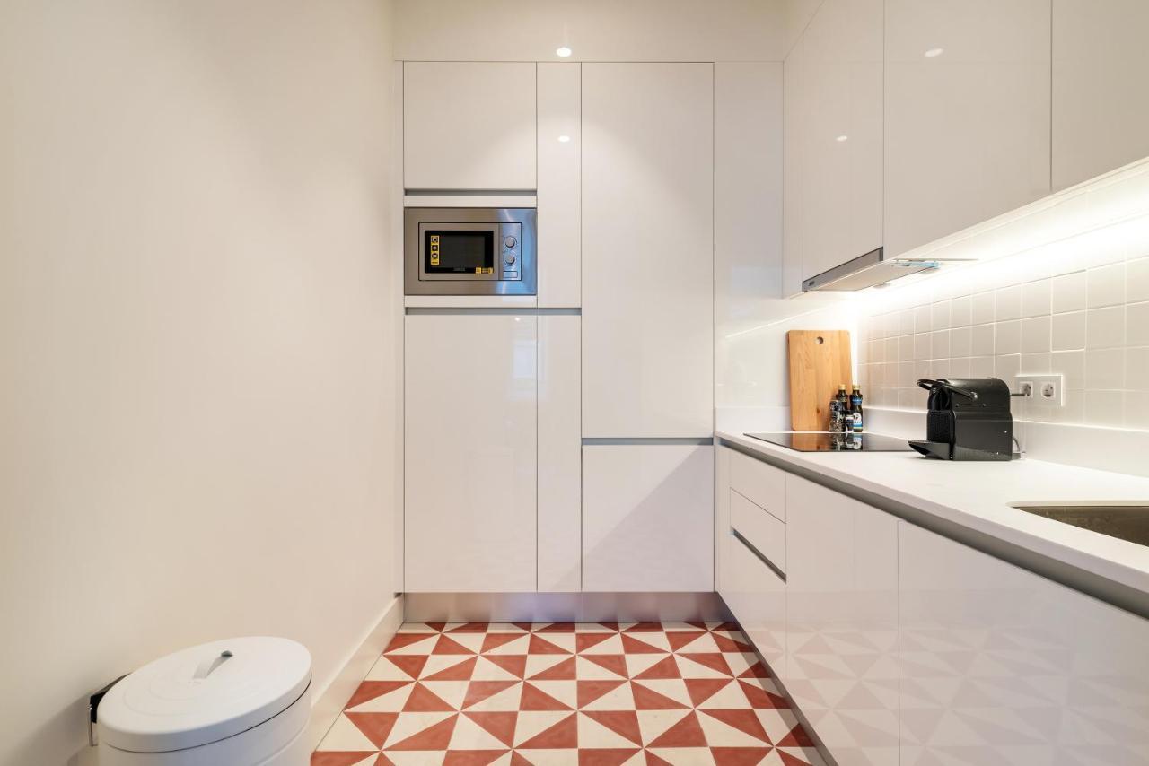 Modern 1Bdr In Downtown Lisbon By Lovelystay Екстериор снимка