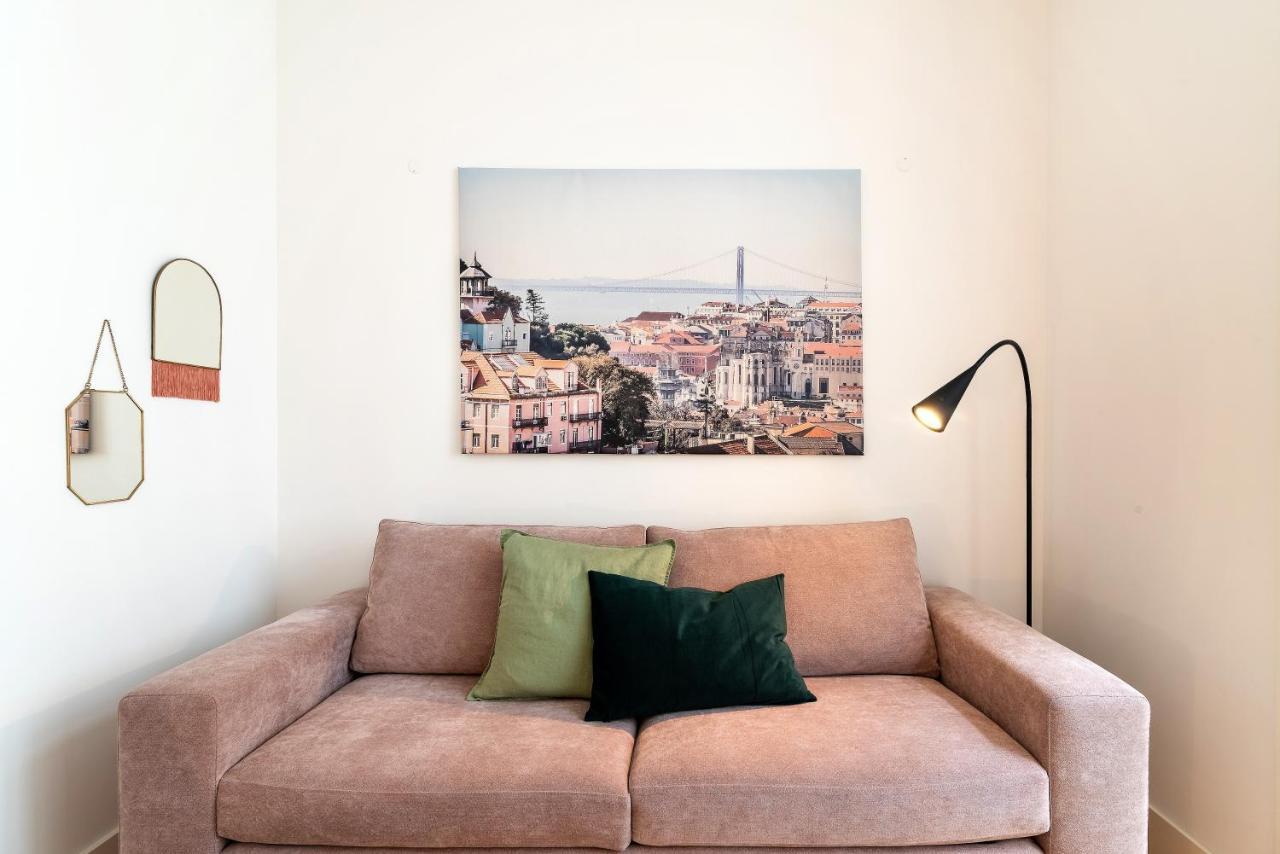Modern 1Bdr In Downtown Lisbon By Lovelystay Екстериор снимка
